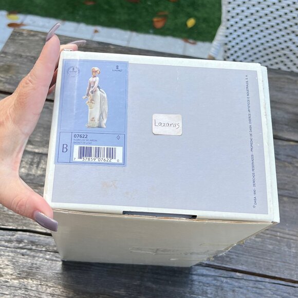 RETIRED LLADRO 7622 BASKET OF LOVE GIRL & FLOWERS FIGURINE with Original BOX - Picture 13 of 13